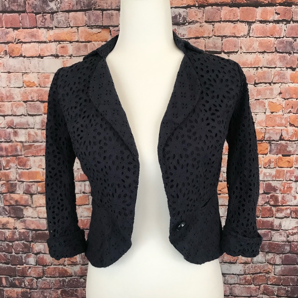 Leifnotes eyelet high low blazer size 0